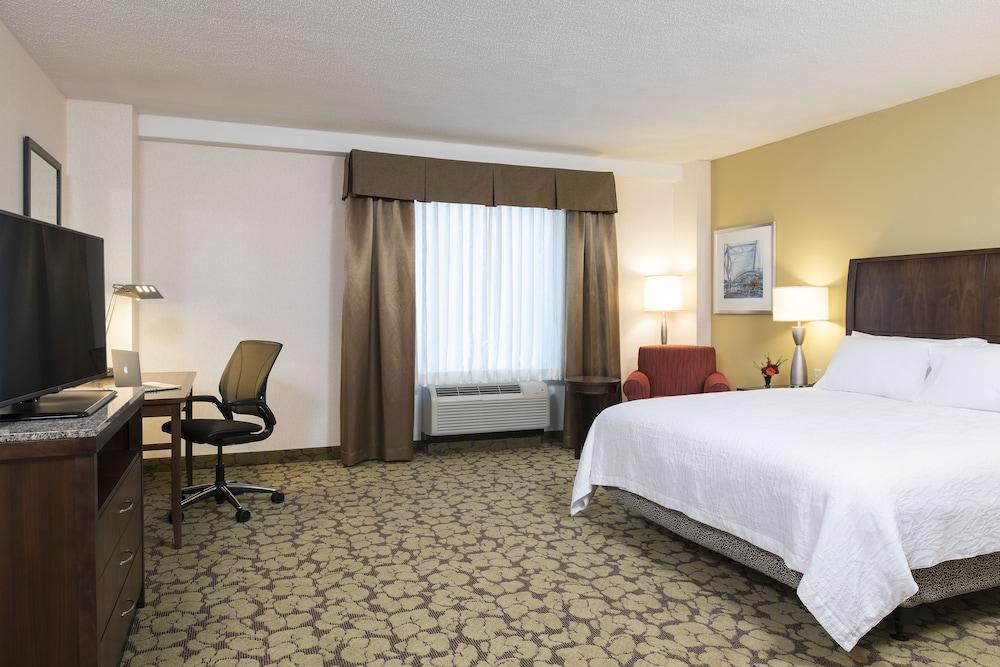 Hilton Garden Inn Louisville Downtown Dış mekan fotoğraf