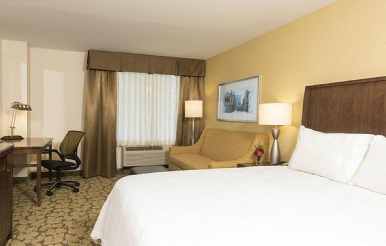 Hilton Garden Inn Louisville Downtown Dış mekan fotoğraf