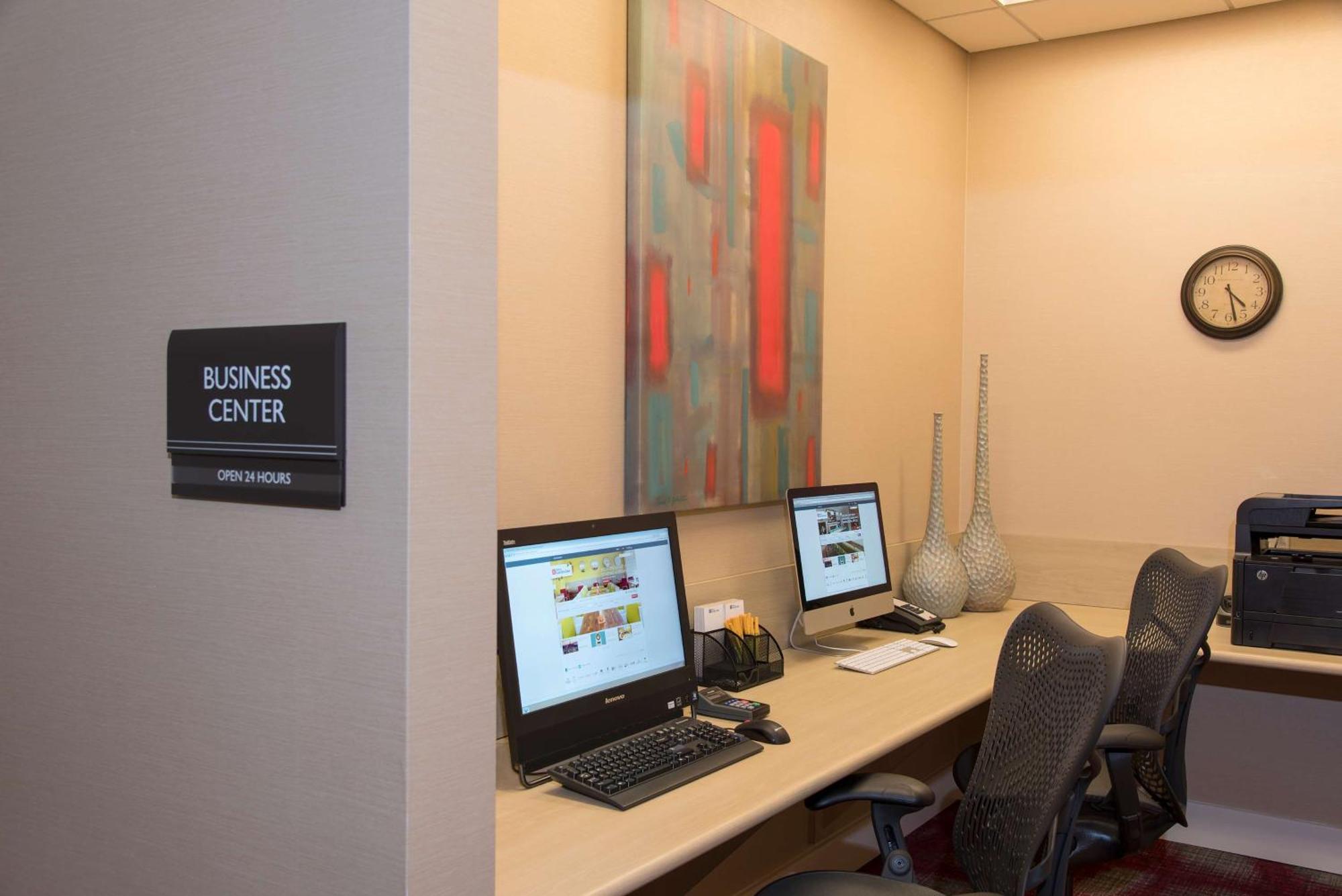 Hilton Garden Inn Louisville Downtown Dış mekan fotoğraf