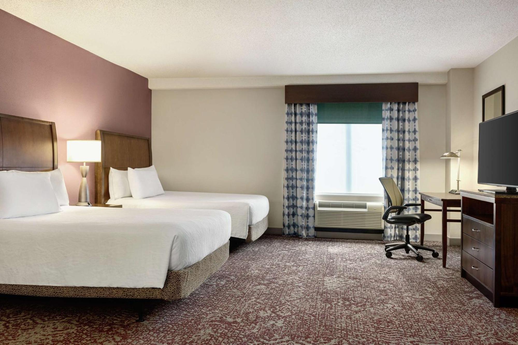 Hilton Garden Inn Louisville Downtown Dış mekan fotoğraf