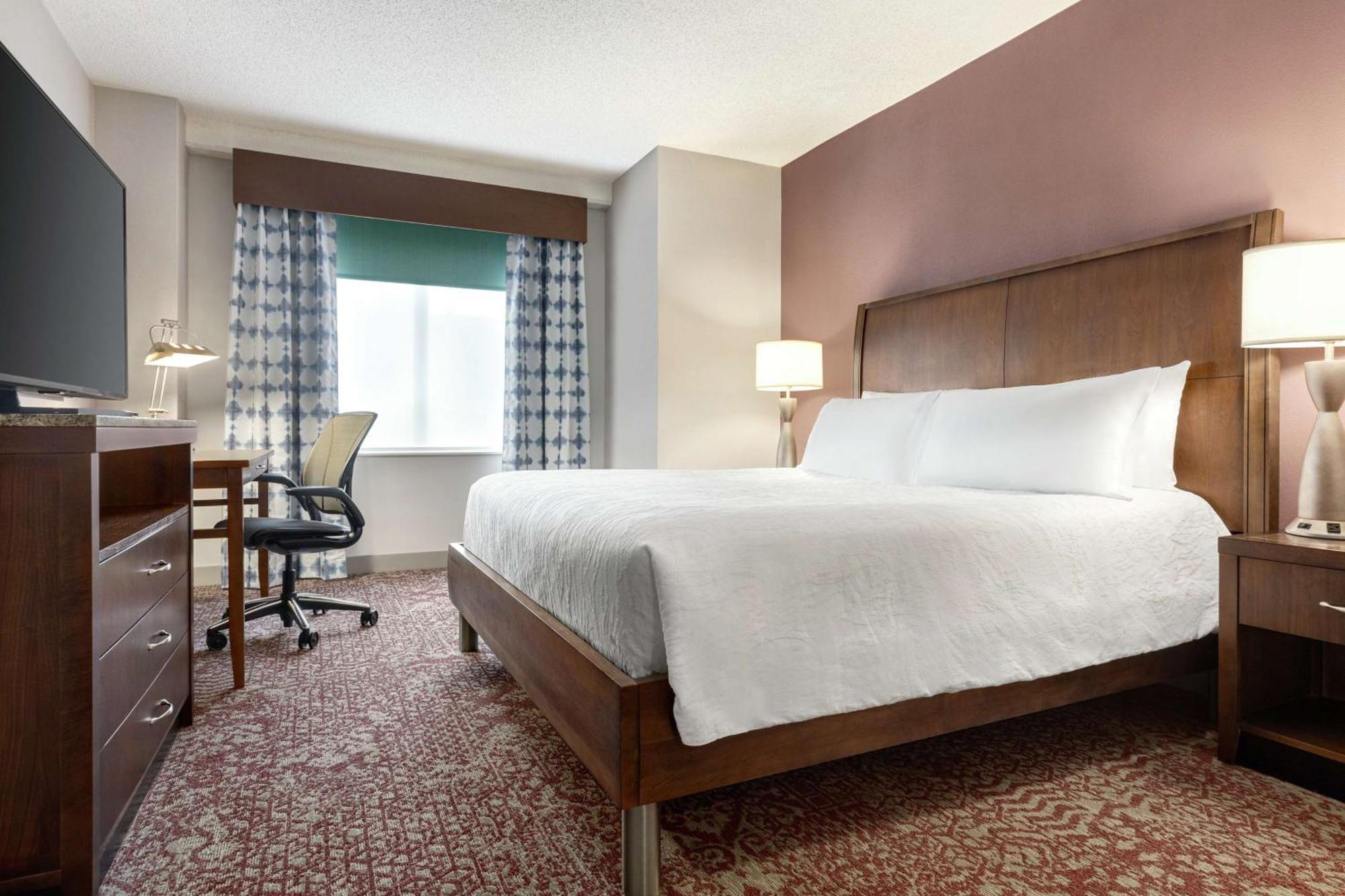Hilton Garden Inn Louisville Downtown Dış mekan fotoğraf